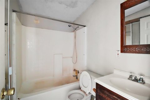 House in Silver Springs Shores, Florida 2 bedrooms, 100.61 sq.m. № 1673762 - photo 18