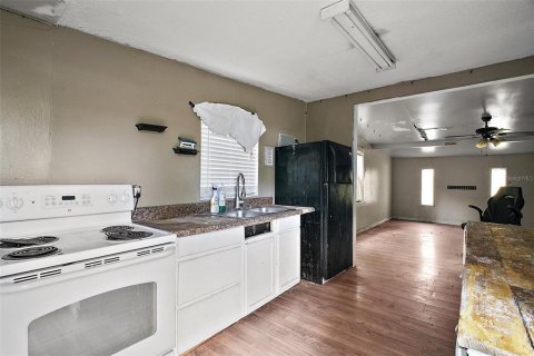 House in Silver Springs Shores, Florida 2 bedrooms, 100.61 sq.m. № 1673762 - photo 5