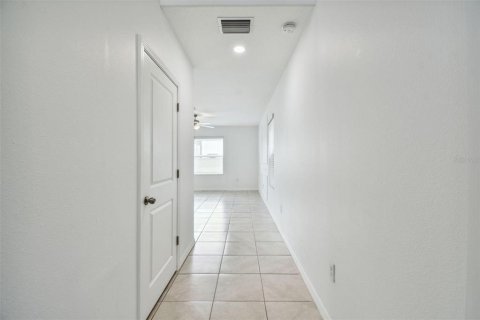Villa ou maison à louer à Lutz, Floride: 4 chambres, 173.73 m2 № 2214233 - photo 11