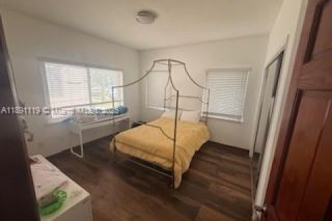 Condominio en alquiler en Miami Beach, Florida, 2 dormitorios, 77.11 m2 № 1948940 - foto 7