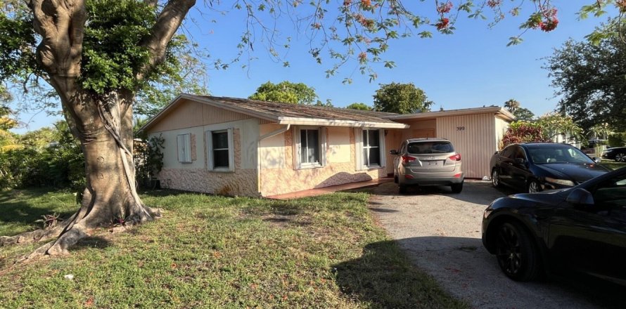 House in Margate, Florida 4 bedrooms, 159.61 sq.m. № 1207772