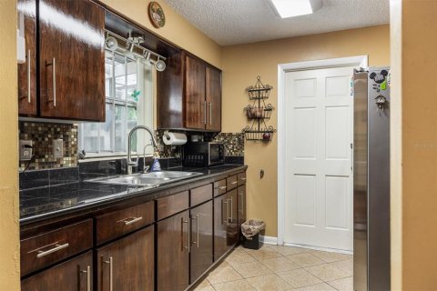 Villa ou maison à vendre à Gainesville, Floride: 3 chambres, 131.83 m2 № 1883085 - photo 12