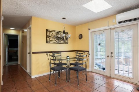 Villa ou maison à vendre à Gainesville, Floride: 3 chambres, 131.83 m2 № 1883085 - photo 3