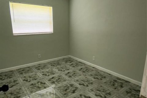Immobilier commercial à vendre à Fort Lauderdale, Floride: 232.07 m2 № 2083165 - photo 17