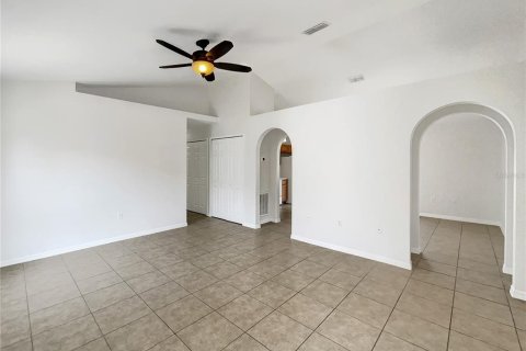 House in Ruskin, Florida 3 bedrooms, 106.65 sq.m. № 1721331 - photo 12