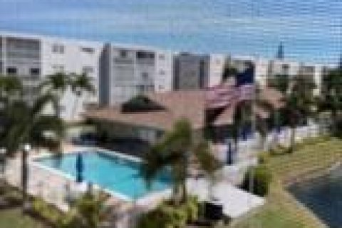 Condo à Dania Beach, Floride, 2 chambres  № 2271218