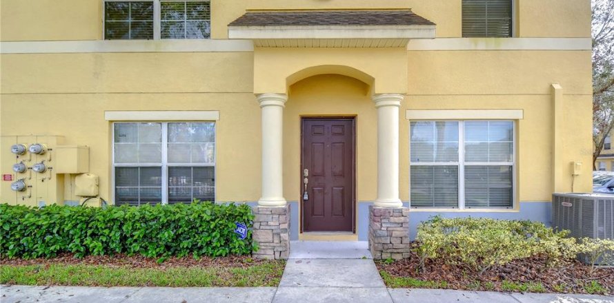 Townhouse in Zephyrhills, Florida 3 bedrooms, 126.63 sq.m. № 1511365