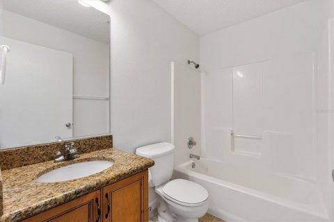 House in The Villages, Florida 3 bedrooms, 150.5 sq.m. № 1866258 - photo 27