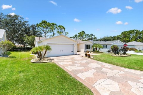 House in The Villages, Florida 3 bedrooms, 150.5 sq.m. № 1866258 - photo 2