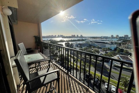 Condo in Clearwater, Florida, 1 bedroom  № 2431150 - photo 15