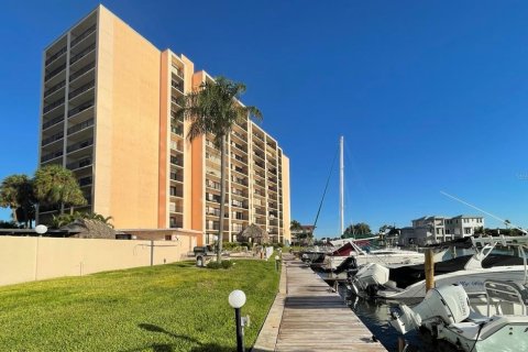 Condo in Clearwater, Florida, 1 bedroom  № 2431150 - photo 30
