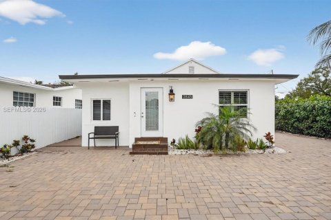 Villa ou maison à Miami, Floride 3 chambres, 116.13 m2 № 2243687