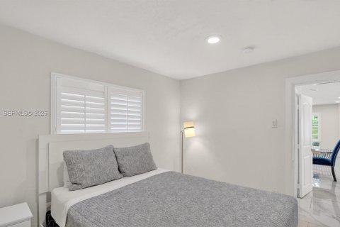 Villa ou maison à vendre à Miami, Floride: 3 chambres, 116.13 m2 № 2243687 - photo 21