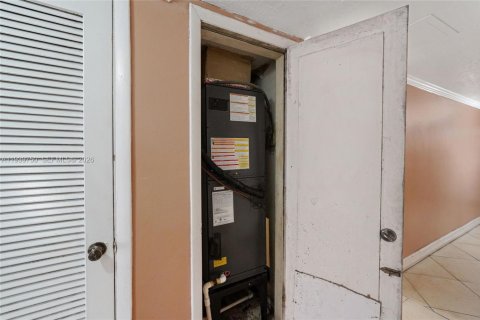 Купить кондоминиум в Хайалиа, Флорида 1 спальня, 75.25м2, № 1997052 - фото 20