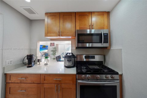 Купить кондоминиум в Хайалиа, Флорида 1 спальня, 75.25м2, № 1997052 - фото 11