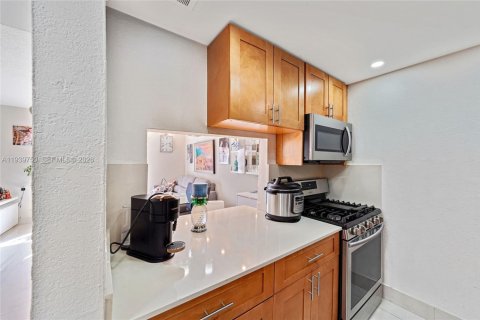 Купить кондоминиум в Хайалиа, Флорида 1 спальня, 75.25м2, № 1997052 - фото 10