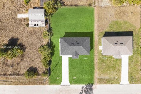 Купить виллу или дом в Лихай-Эйкерс, Флорида 3 спальни, № 2033194 - фото 29