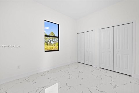 Купить виллу или дом в Лихай-Эйкерс, Флорида 3 спальни, № 2033194 - фото 14