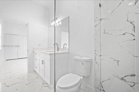 Купить виллу или дом в Лихай-Эйкерс, Флорида 3 спальни, № 2033194 - фото 22