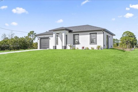 Купить виллу или дом в Лихай-Эйкерс, Флорида 3 спальни, № 2033194 - фото 4