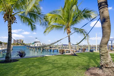 Copropriété à vendre à Riviera Beach, Floride: 15 chambres, 616.87 m2 № 2154420 - photo 13