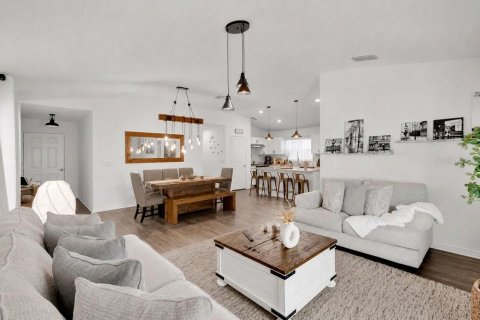 Купить виллу или дом в Дэвенпорт, Флорида 8 комнат, 140.47м2, № 2320972 - фото 9
