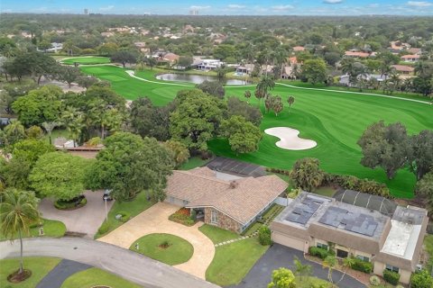 Villa ou maison à vendre à Plantation, Floride: 4 chambres, 272.58 m2 № 2287131 - photo 4