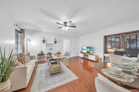 Villa ou maison à vendre à Plantation, Floride: 4 chambres, 272.58 m2 № 2287131 - photo 27