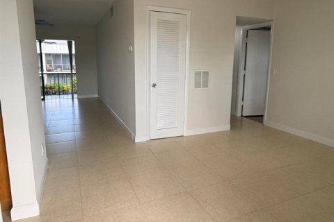 Купить кондоминиум в Бока-Ратон, Флорида 3 комнаты, 97.08м2, № 2088074 - фото 4