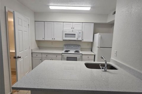 Copropriété à louer à Orlando, Floride: 2 chambres, 81.2 m2 № 1884639 - photo 6