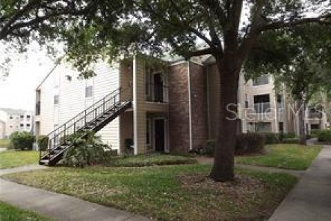 Copropriété à louer à Orlando, Floride: 2 chambres, 81.2 m2 № 1884639 - photo 1