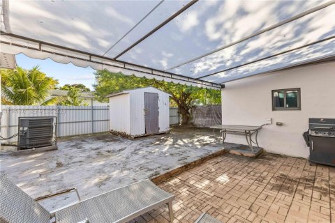 Купить виллу или дом в Майами, Флорида 4 спальни, 140.93м2, № 2005906 - фото 6