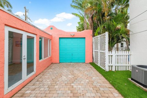 Casa en alquiler en Delray Beach, Florida, 4 dormitorios, 222.59 m2 № 919767 - foto 1