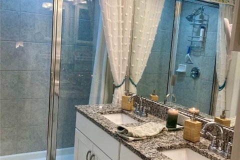 Adosado en venta en Riverview, Florida, 3 dormitorios, 155.61 m2 № 1805094 - foto 16