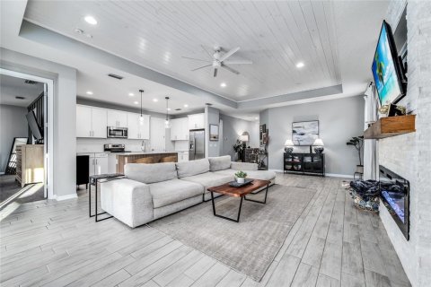 House in Parrish, Florida 3 bedrooms, 174.01 sq.m. № 1579225 - photo 21