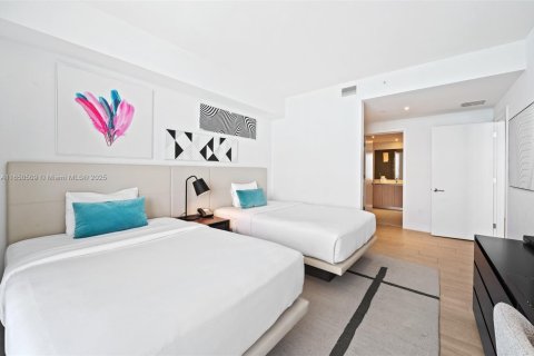 Condo in Hollywood, Florida, 2 bedrooms  № 1764957 - photo 14