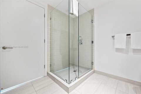 Condo in Hollywood, Florida, 2 bedrooms  № 1764957 - photo 17