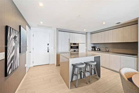 Condo in Hollywood, Florida, 2 bedrooms  № 1764957 - photo 6