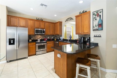 House in Kissimmee, Florida 6 bedrooms, 261.24 sq.m. № 1630606 - photo 10