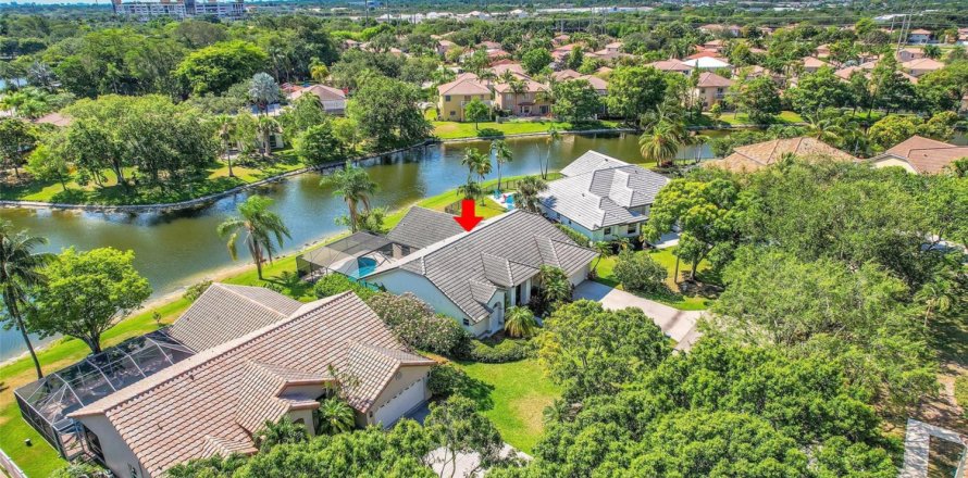 House in Coral Springs, Florida 4 bedrooms, 200.11 sq.m. № 1210266