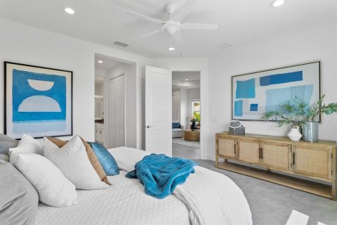 House in Lakewood Ranch, Florida 2 bedrooms, 133.22 sq.m. № 1624679 - photo 18