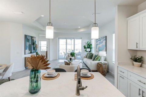 House in Lakewood Ranch, Florida 2 bedrooms, 133.22 sq.m. № 1624679 - photo 26