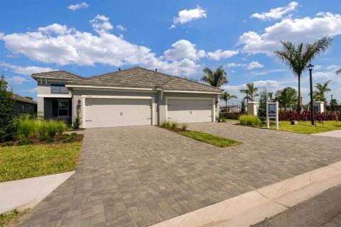 House in Lakewood Ranch, Florida 2 bedrooms, 133.22 sq.m. № 1624679 - photo 2