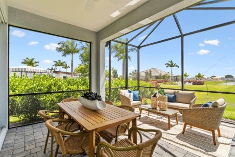 House in Lakewood Ranch, Florida 2 bedrooms, 133.22 sq.m. № 1624679 - photo 6