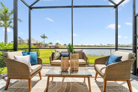 House in Lakewood Ranch, Florida 2 bedrooms, 133.22 sq.m. № 1624679 - photo 15