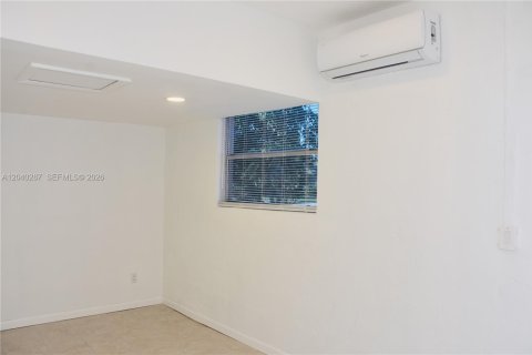 House in Margate, Florida 22.3 sq.m. № 2086613 - photo 9