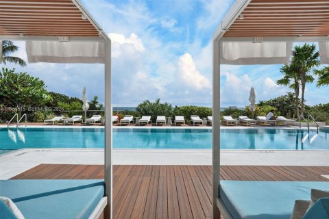 Copropriété à vendre à Miami Beach, Floride: 2 chambres, 126.63 m2 № 2031625 - photo 25