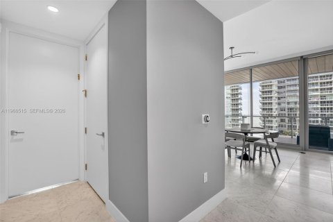 Copropriété à vendre à Miami Beach, Floride: 2 chambres, 126.63 m2 № 2031625 - photo 5
