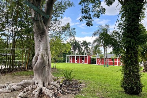 Villa ou maison à louer à Miami, Floride: 4 chambres, 225.1 m2 № 1928226 - photo 3