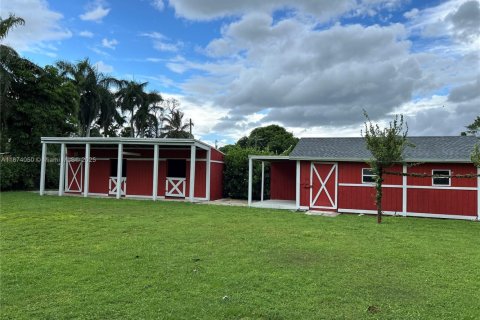 Villa ou maison à louer à Miami, Floride: 4 chambres, 225.1 m2 № 1928226 - photo 4